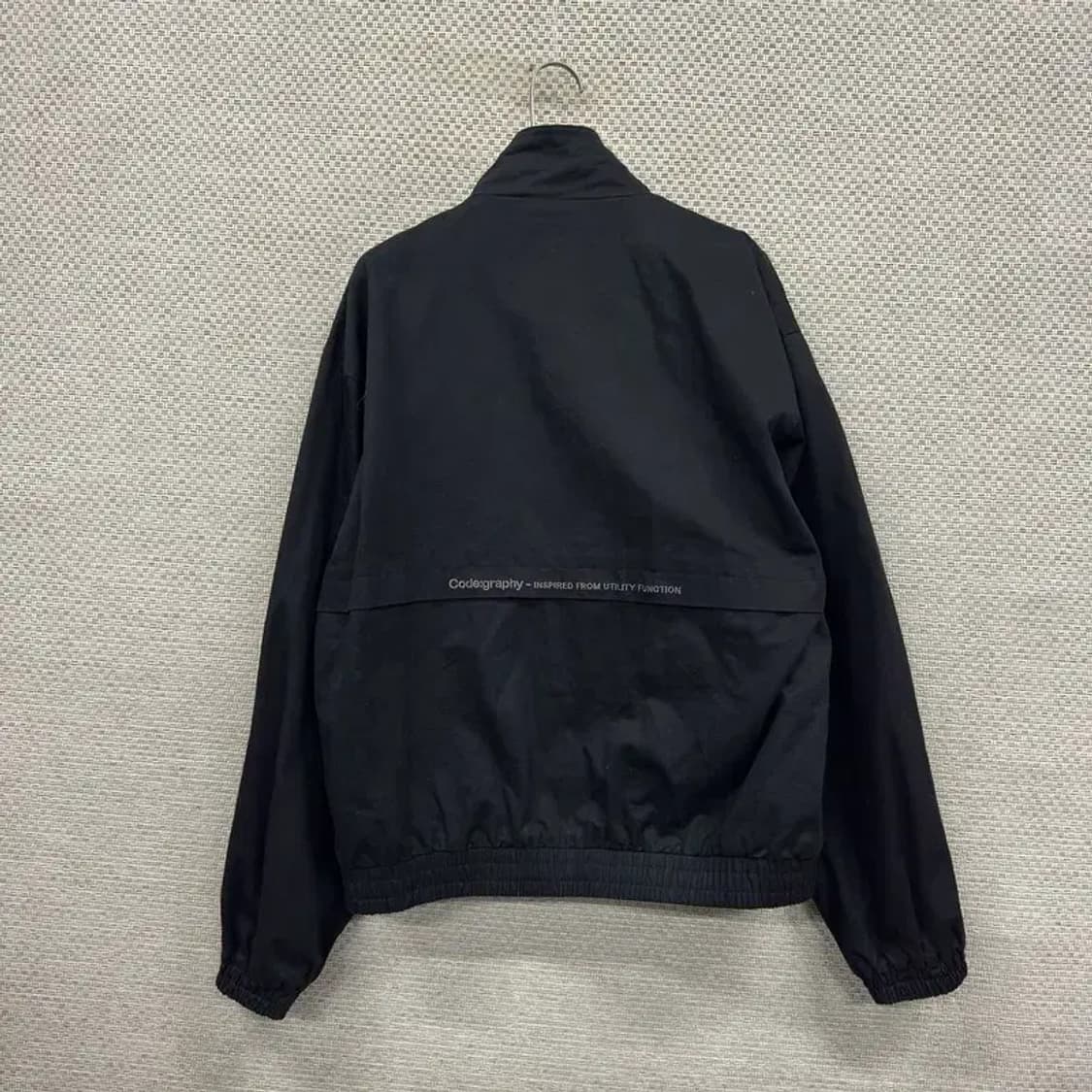 코드그라피 오버핏 유틸리티 숏 자켓 105 A00507 상품이미지2