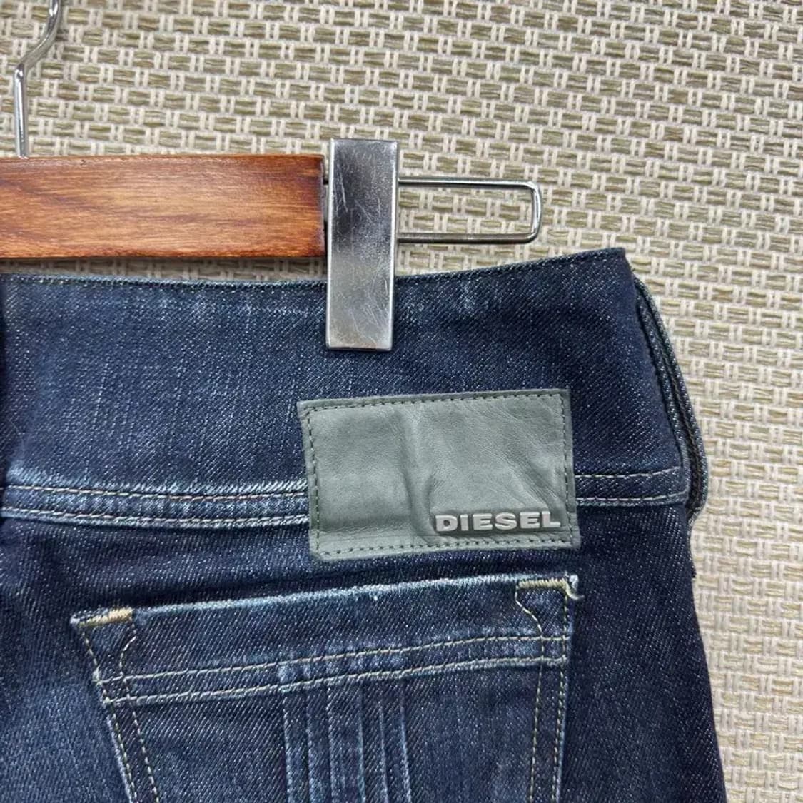 디젤 로우라이즈 부츠컷 데님 청바지 27인치 A00519 상품이미지4