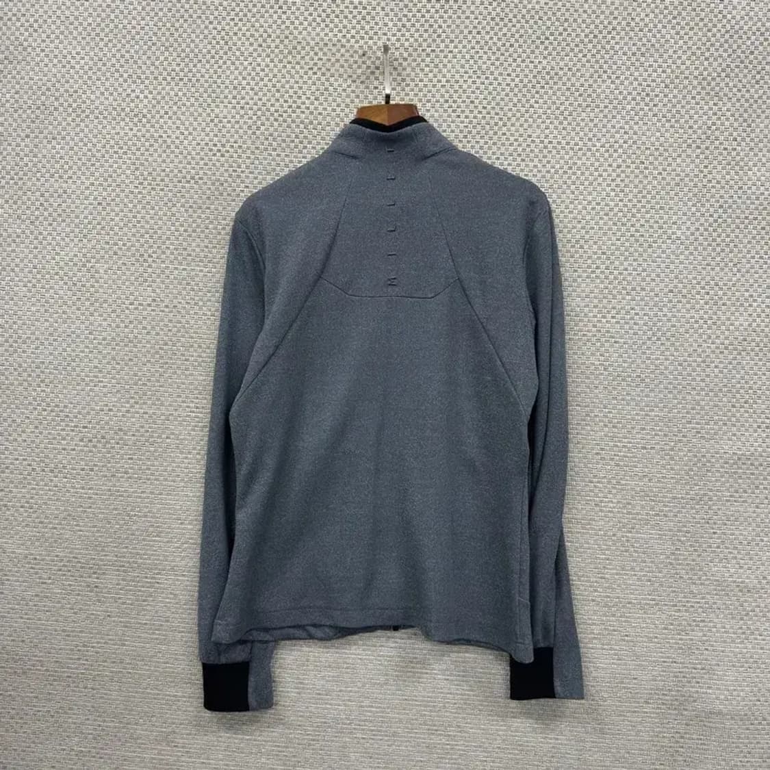 밀레 아웃도어 프린팅로고 트랙탑 져지 집업 90 A00738 상품이미지2