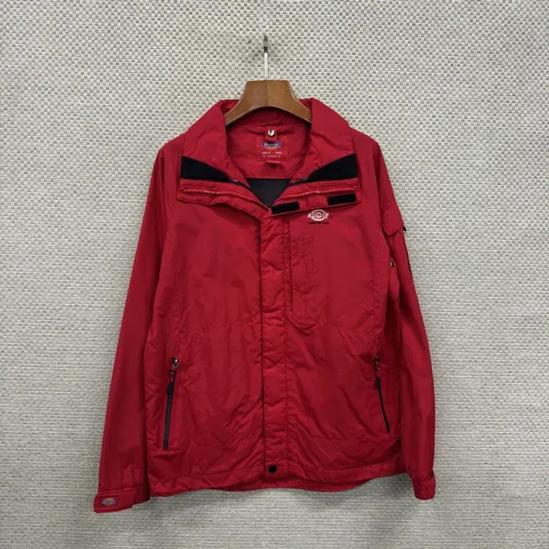 디키즈 올드스쿨 자수로고 오버핏 윈드러너 바람막이 자켓 90 A00734 상품이미지1