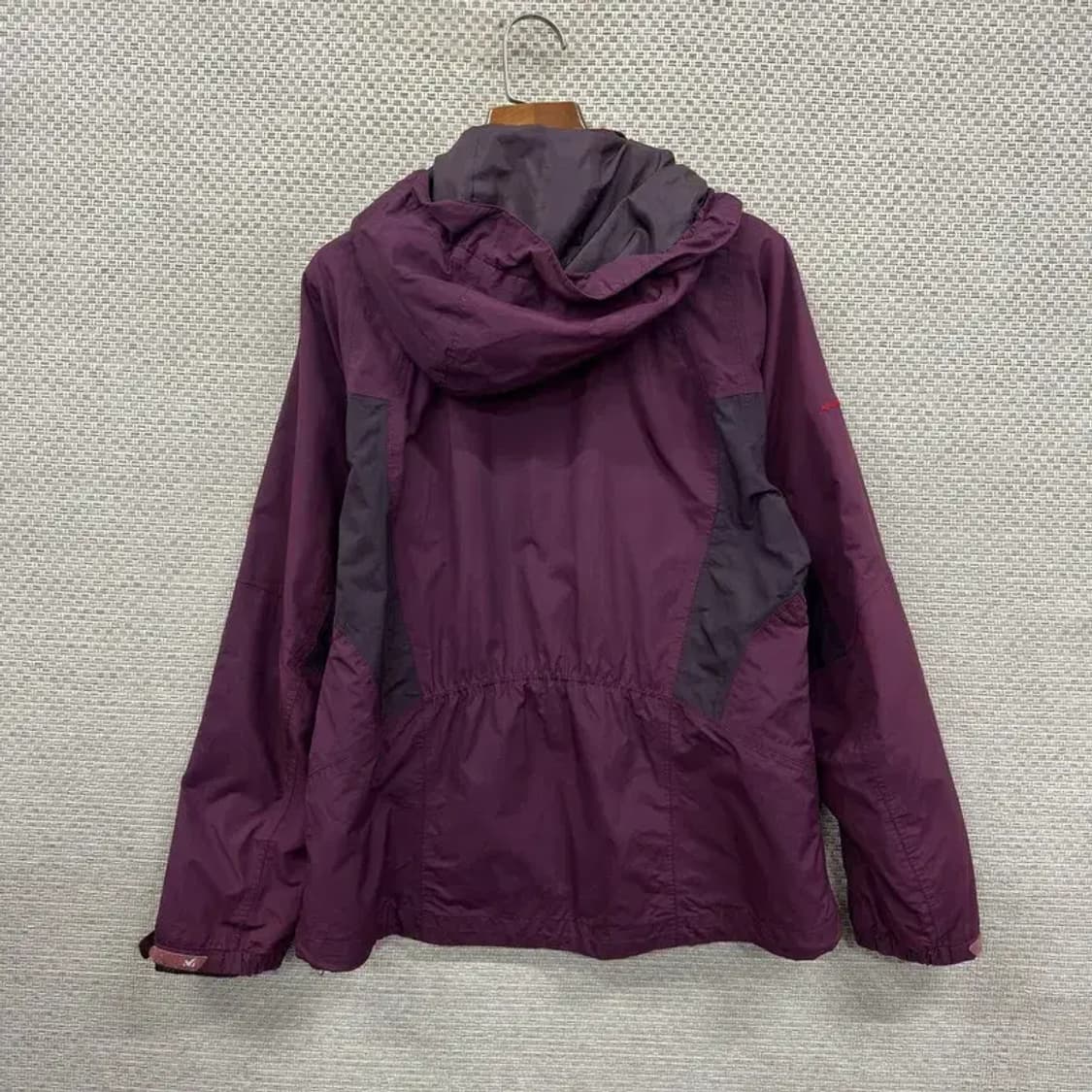 밀레 아웃도어 자수로고 윈드러너 바람막이 자켓 95 A00882 상품이미지2