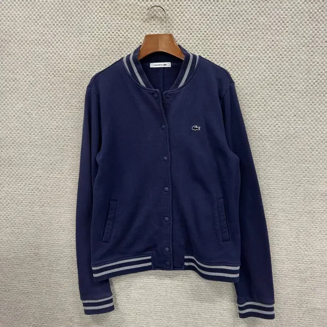 라코스테 캐주얼 자수로고 바시티자켓 야구잠바 100 A00883 상품이미지1