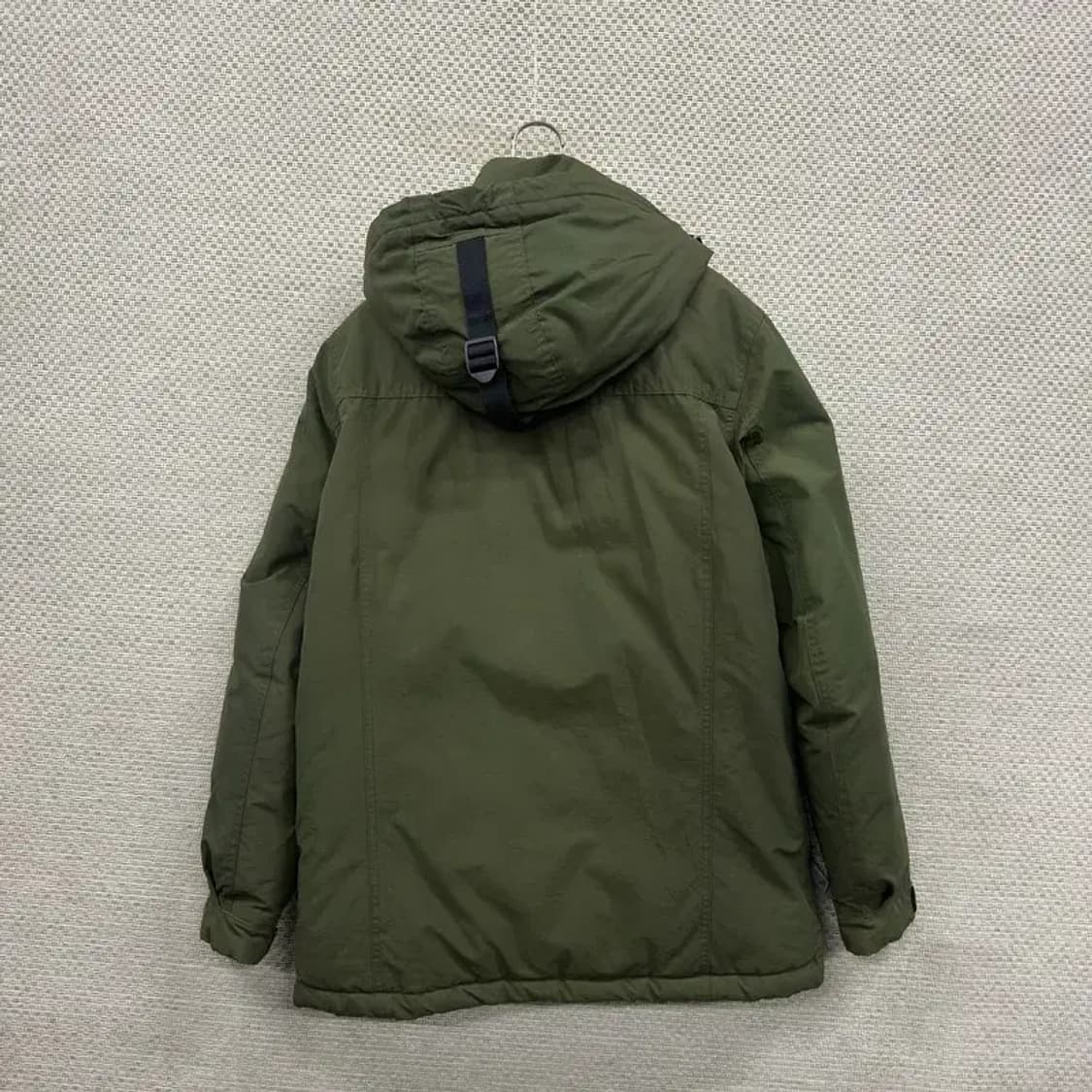 빈폴 아웃도어 자수로고 깃털 패딩 점퍼 95 A00891 상품이미지2