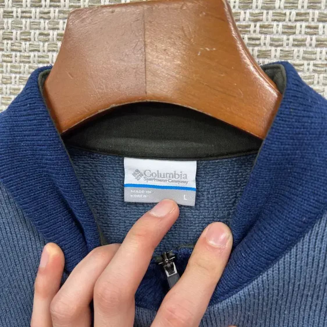 콜럼비아 아웃도어 자수로고 약기모 반집업 긴팔티 L A00888 상품이미지3