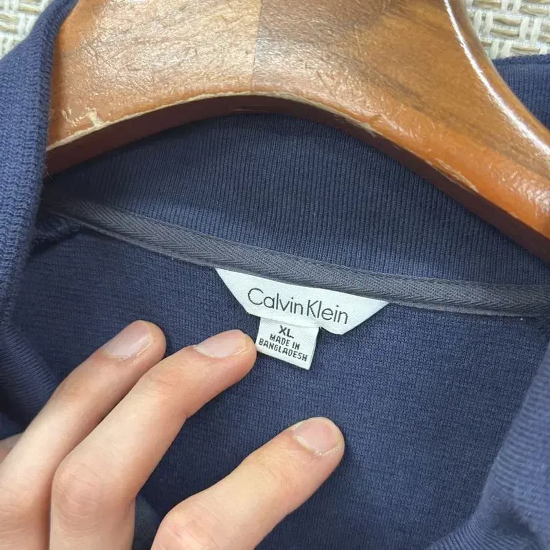 캘빈클라인 캐주얼 프린팅로고 반집업 긴팔티 XL A00910 상품이미지3