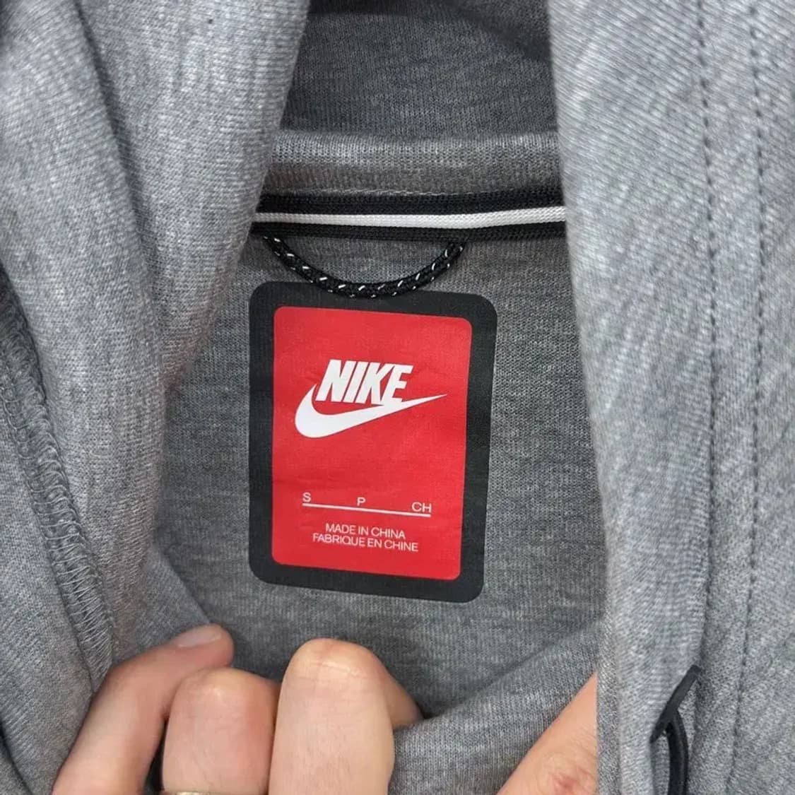 나이키 테크팩 프린팅로고 터틀넥 후드티 S A00970 상품이미지3