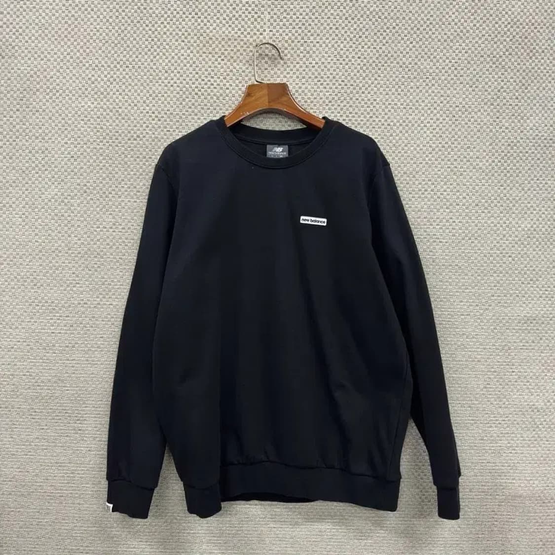 뉴발란스 캐주얼 패치로고 스웻셔츠 맨투맨 100 A00977 상품이미지1