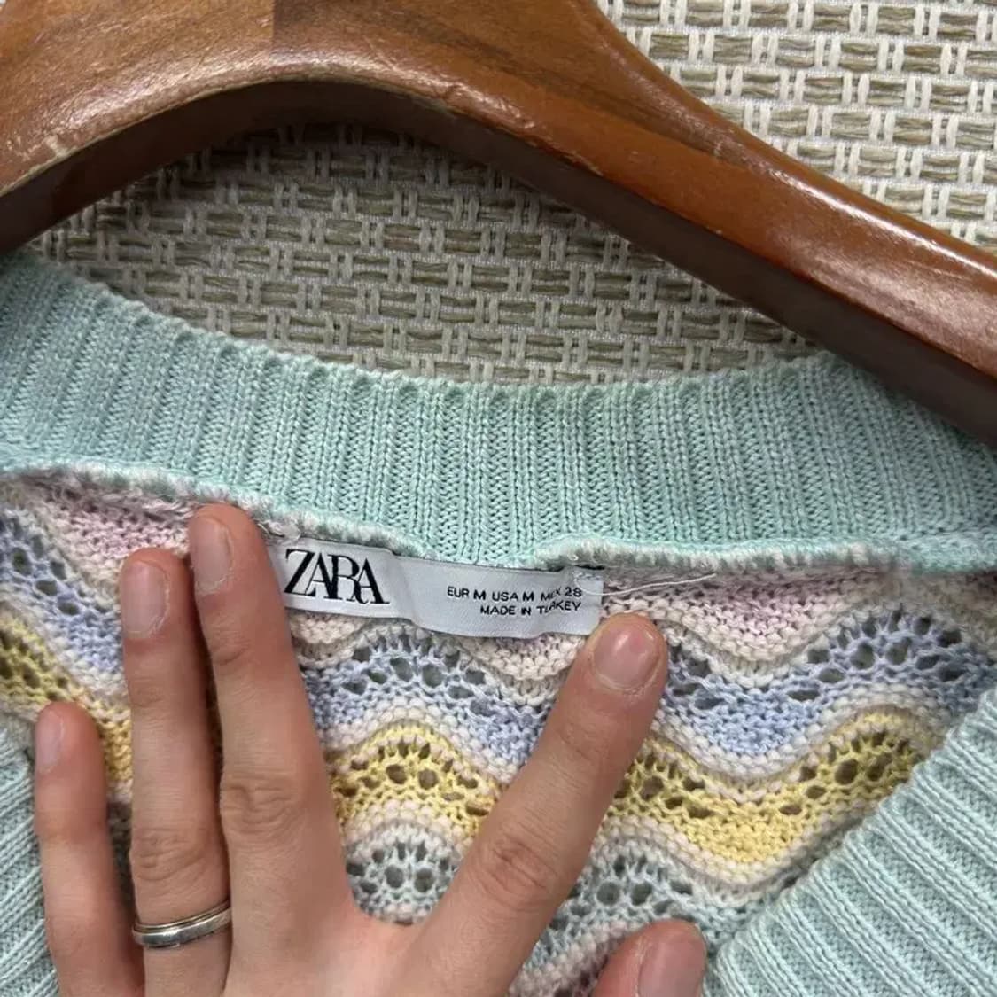 자라 ZARA 레인보우 케이블 비스코스 니트 조끼 M A01044 상품이미지3