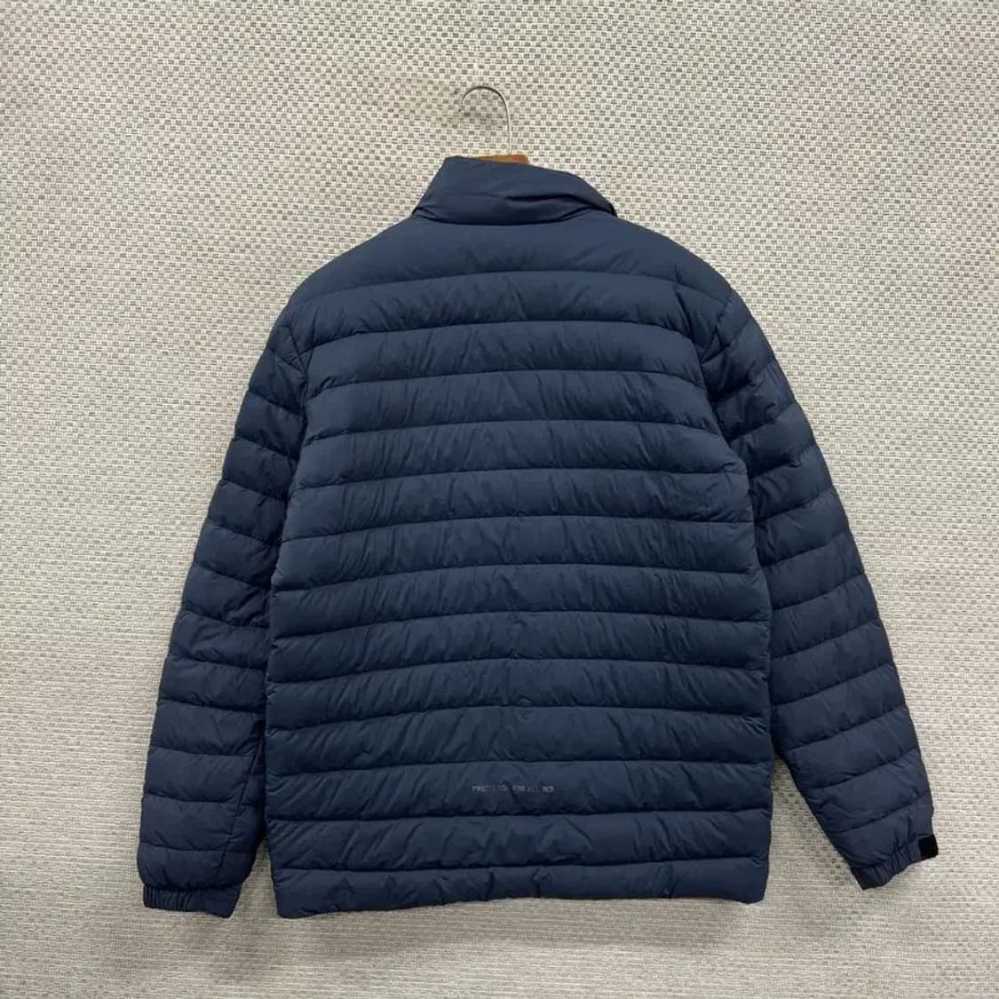 K2 아웃도어 로고패치 깃털 경량 패딩 점퍼 100 A01051 상품이미지2