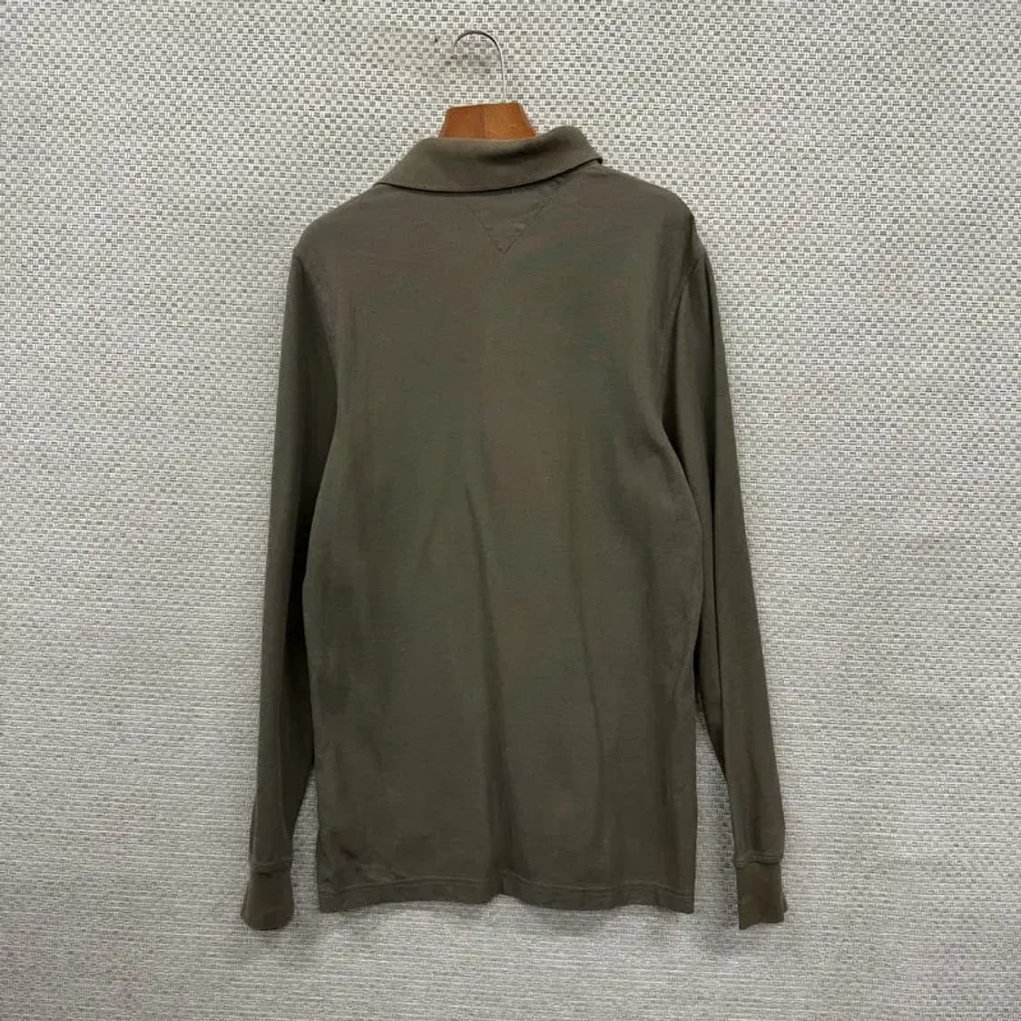 타미힐피거 캐주얼 자수로고 긴팔카라티 M A01064 상품이미지2