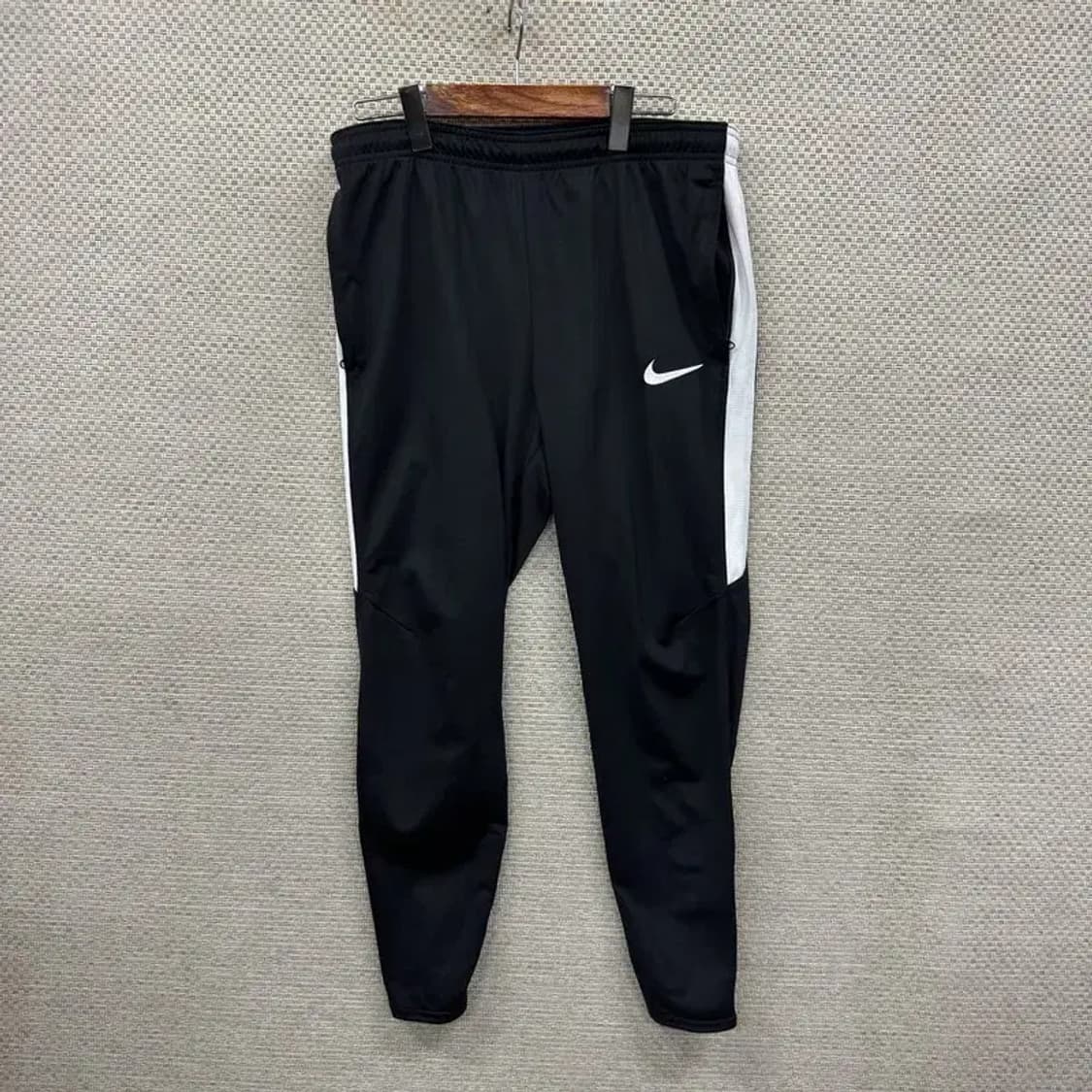 나이키 자수로고 드라이핏 트랙팬츠 츄리닝바지 XL A01065 상품이미지1
