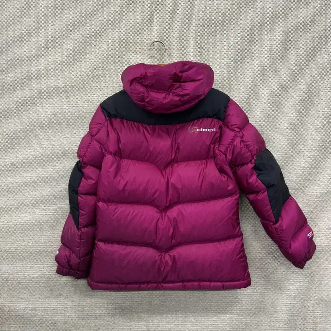 아이더 아웃도어 프린팅로고 거위털 패딩 점퍼 S A01062 상품이미지2