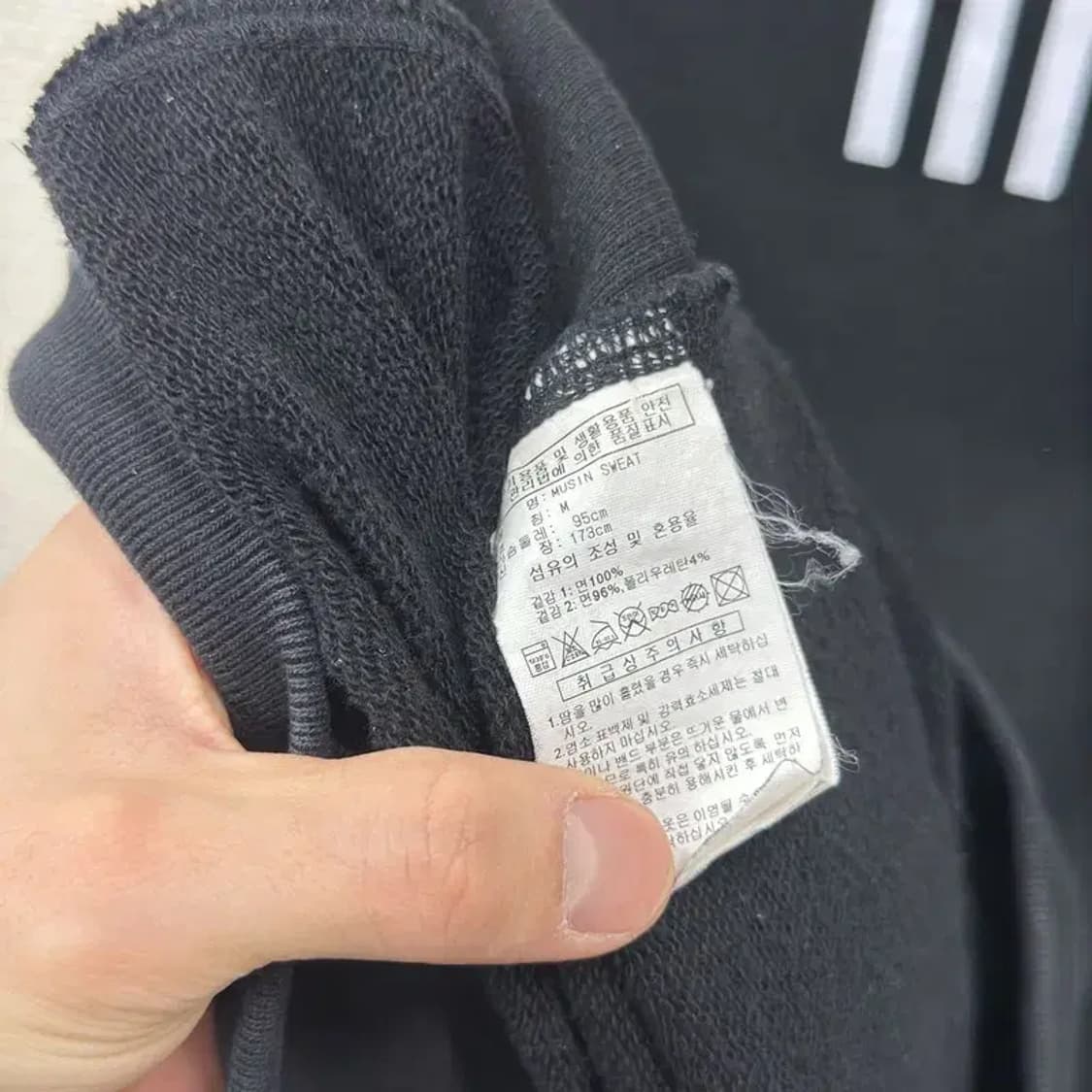 아디다스 캐주얼 프린팅로고 오버핏 스웻셔츠 맨투맨 M A01058 상품이미지4