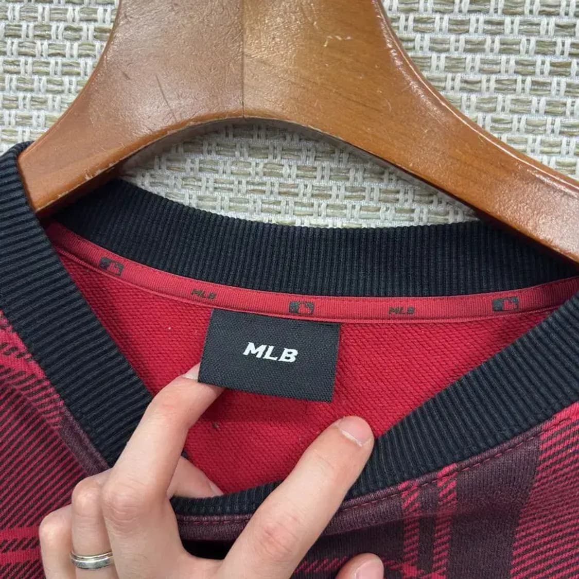 MLB 캐주얼 보스턴자수 체크 오버핏 스웻셔츠 맨투맨 M A01124 상품이미지3