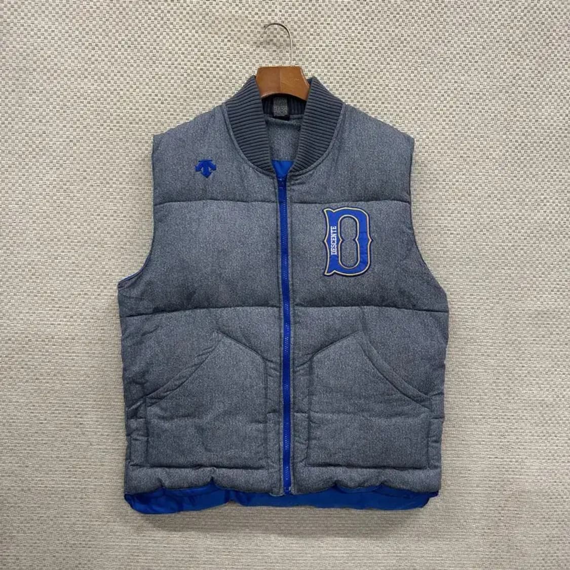 데상트 캐주얼 자수로고 패딩 조끼 자켓 105 A01134 상품이미지1