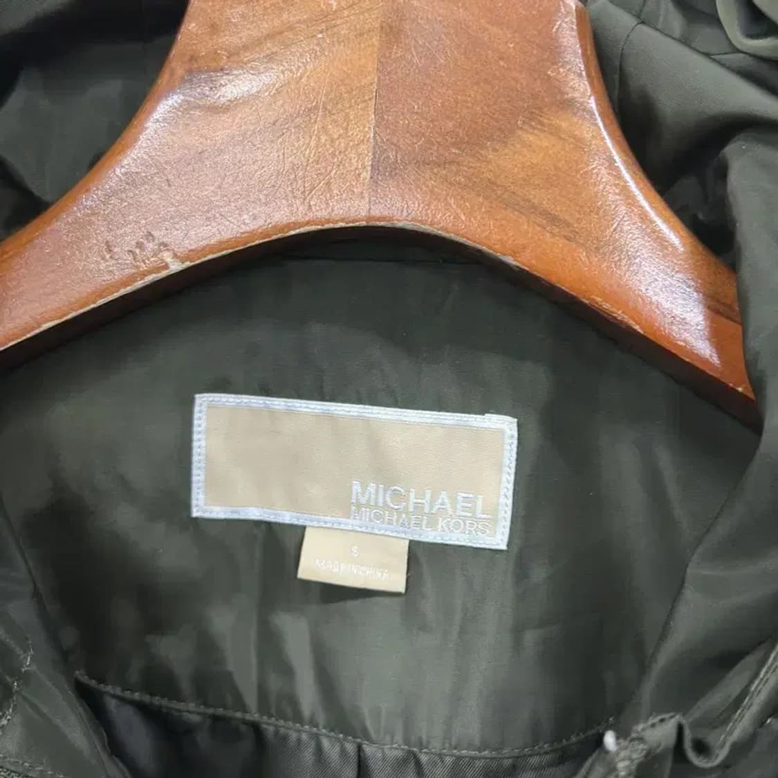 마이클코어스 캐주얼 금장로고 윈드러너 바람막이 자켓 S A01221 상품이미지3