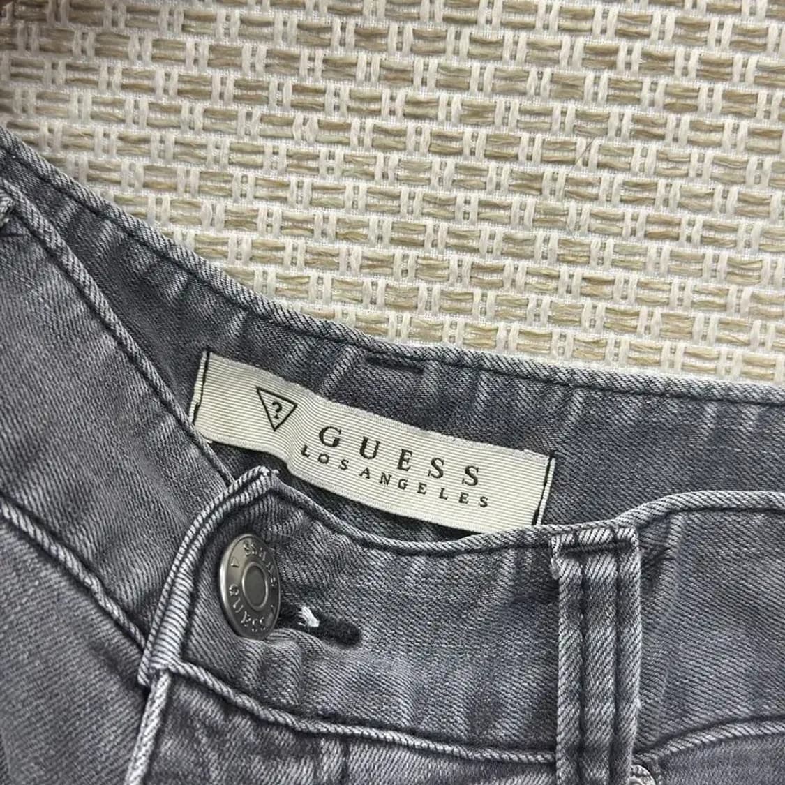 게스 캐주얼 로고 그레이진 스판 데님 청바지 29인치 A01233 상품이미지4