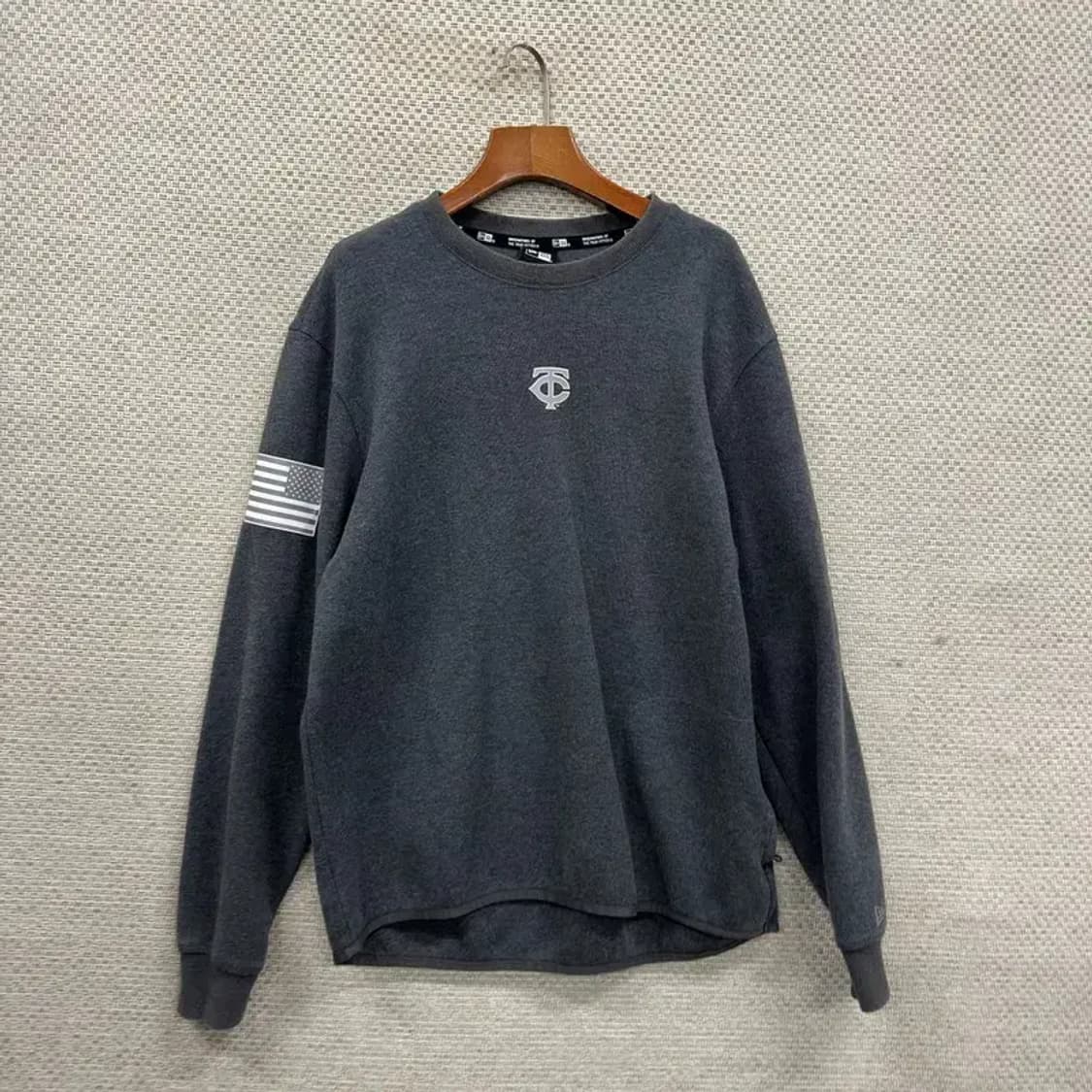 뉴에라 캐주얼 프린팅 스웻셔츠 맨투맨 L A01405 상품이미지1