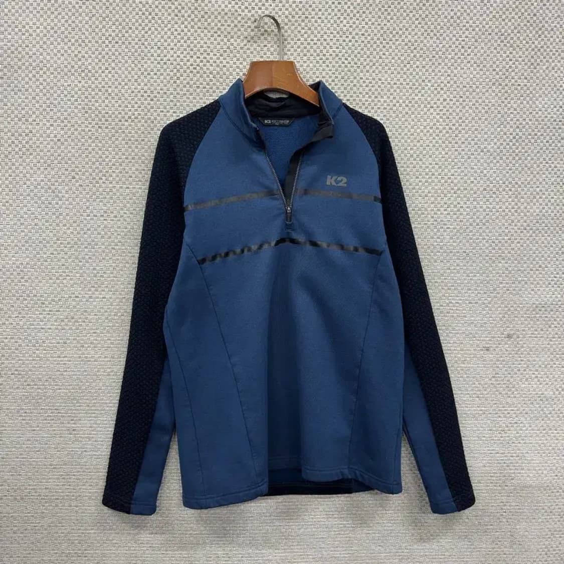 K2 아웃도어 프린팅로고 약기모 반집업 긴팔티 100 A01414 상품이미지1