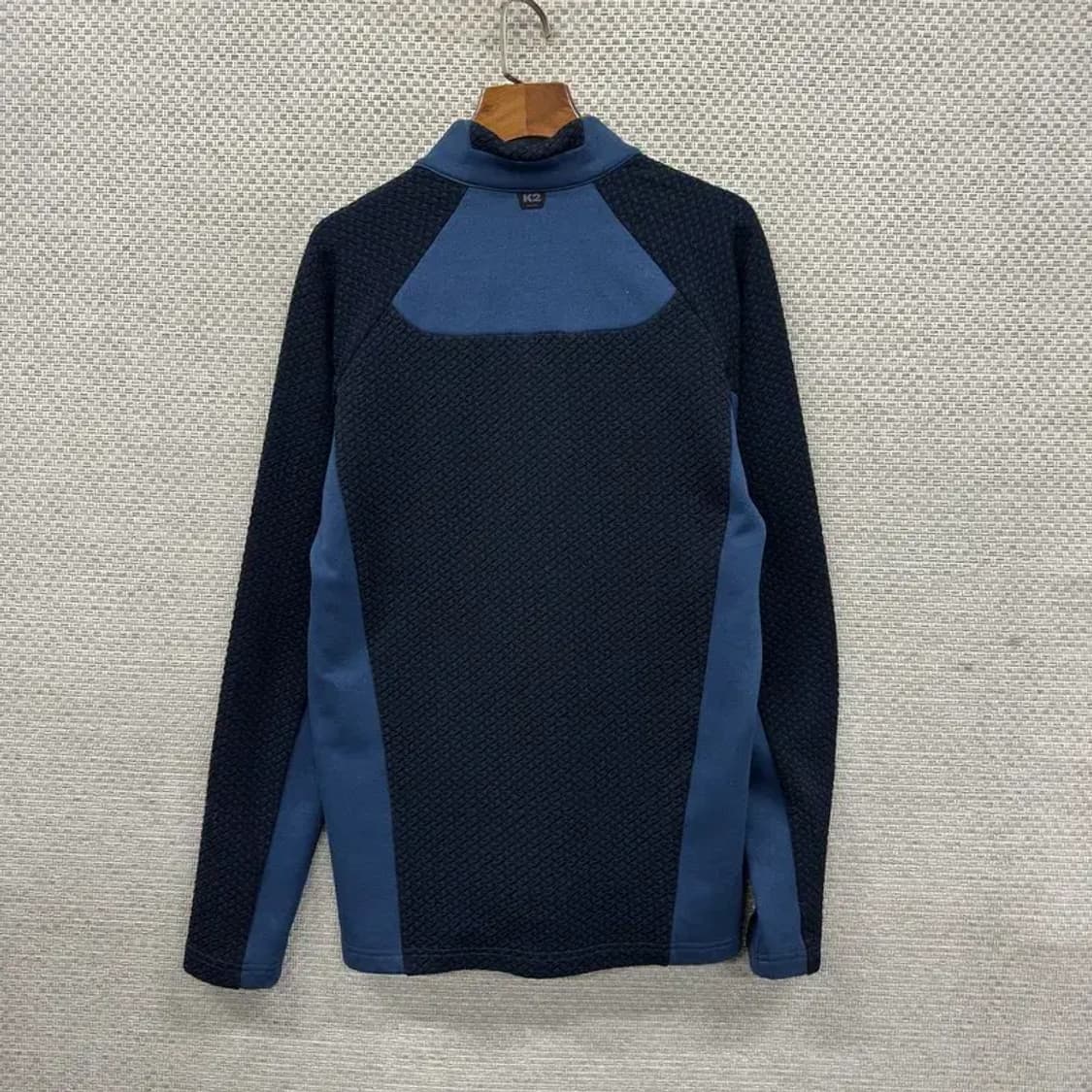 K2 아웃도어 프린팅로고 약기모 반집업 긴팔티 100 A01414 상품이미지2