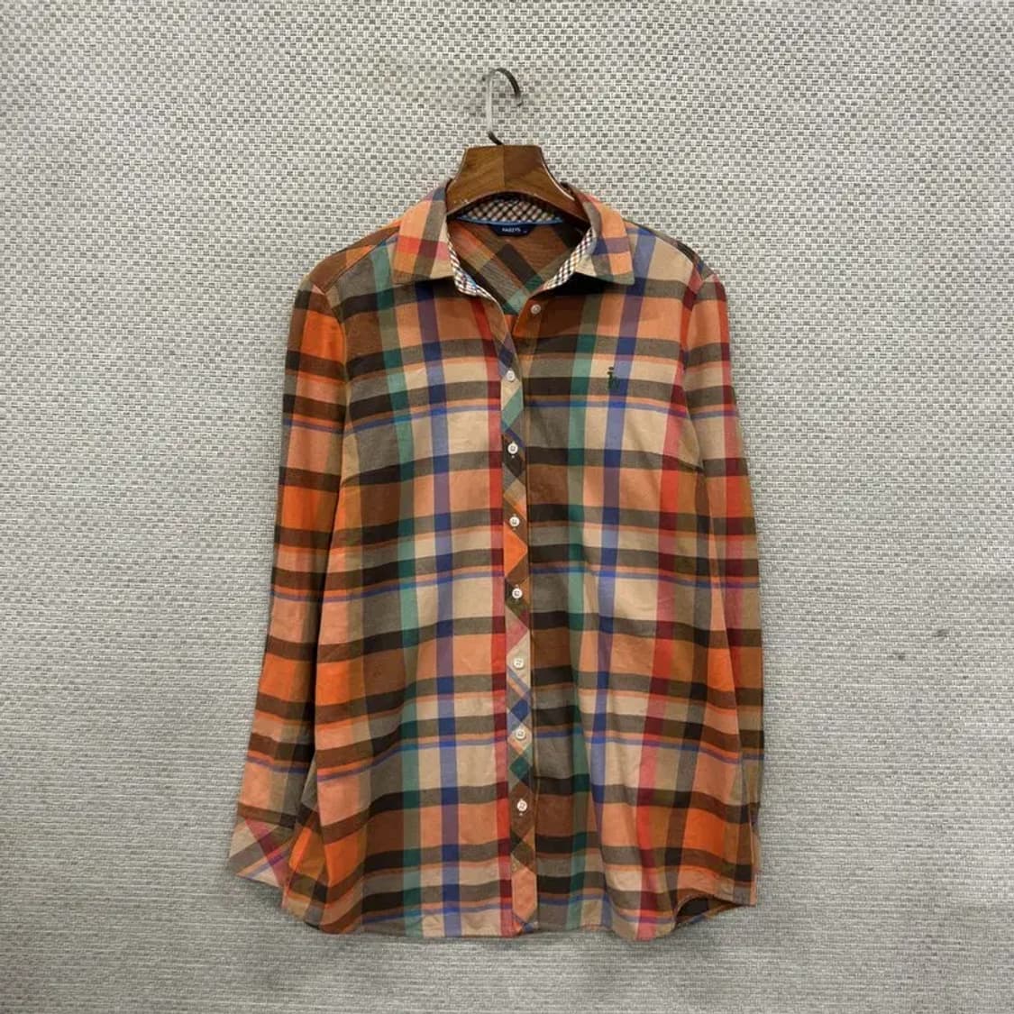 헤지스 캐주얼 자수로고 긴팔 셔츠 95 A01491 상품이미지1