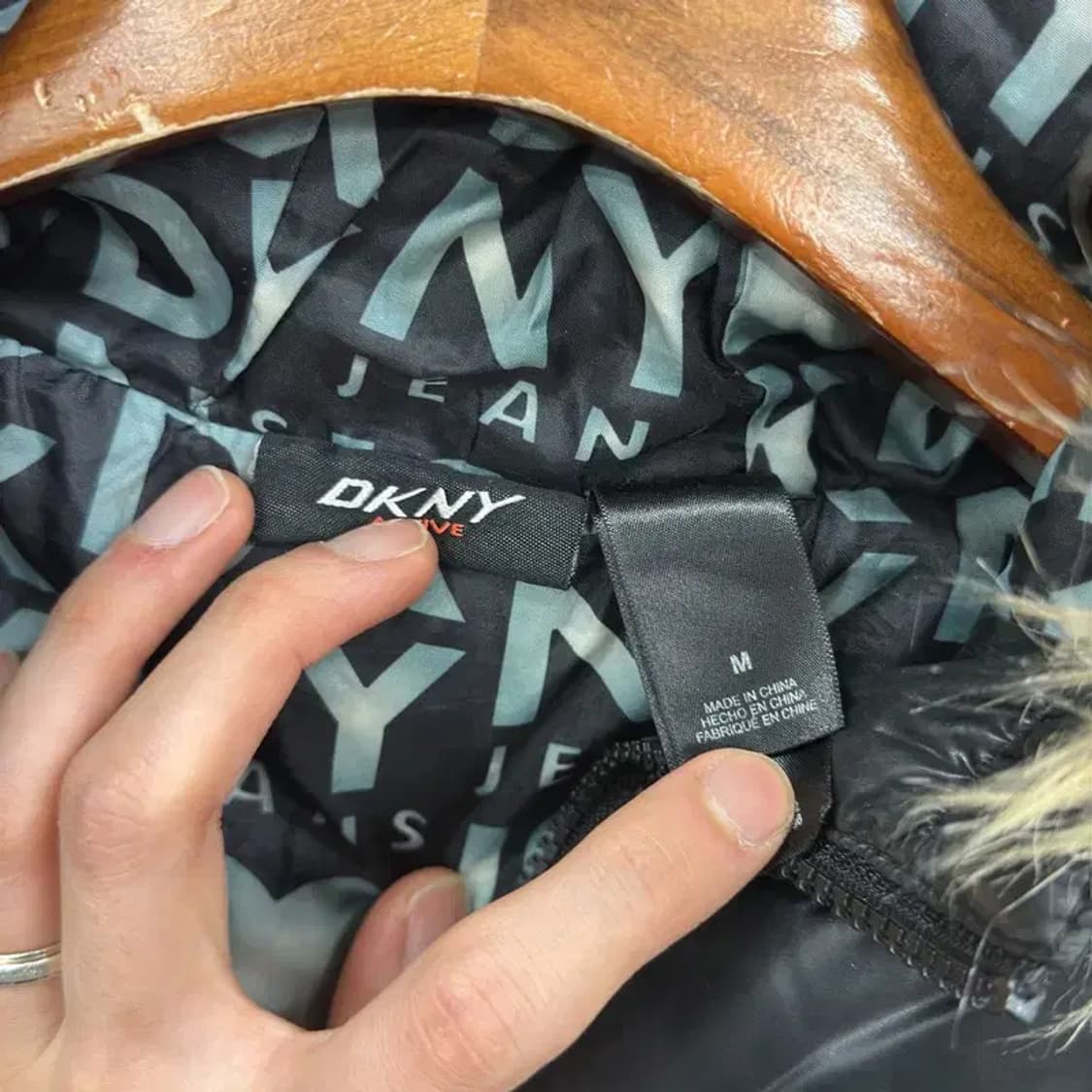 도나카란뉴욕 DKNY 캐주얼 무광 여성 패딩 점퍼 M A01495 상품이미지3