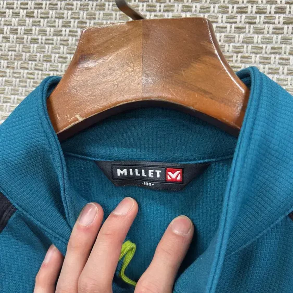 밀레 아웃도어 자수로고 반집업 약기모 긴팔티 100 A01496 상품이미지3