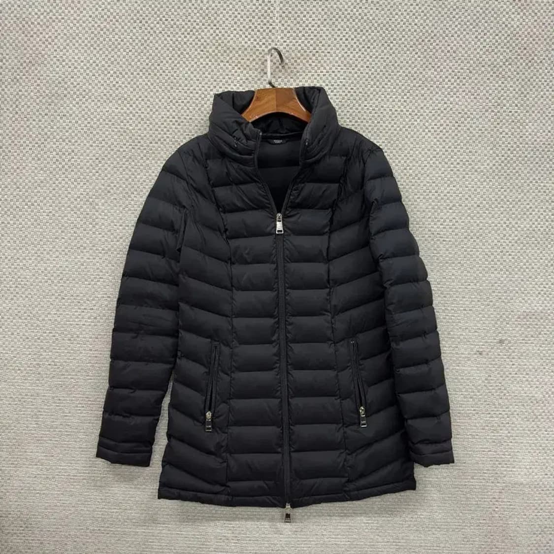 게스 캐주얼 여성 미디 패딩 점퍼 XS A01498 상품이미지1