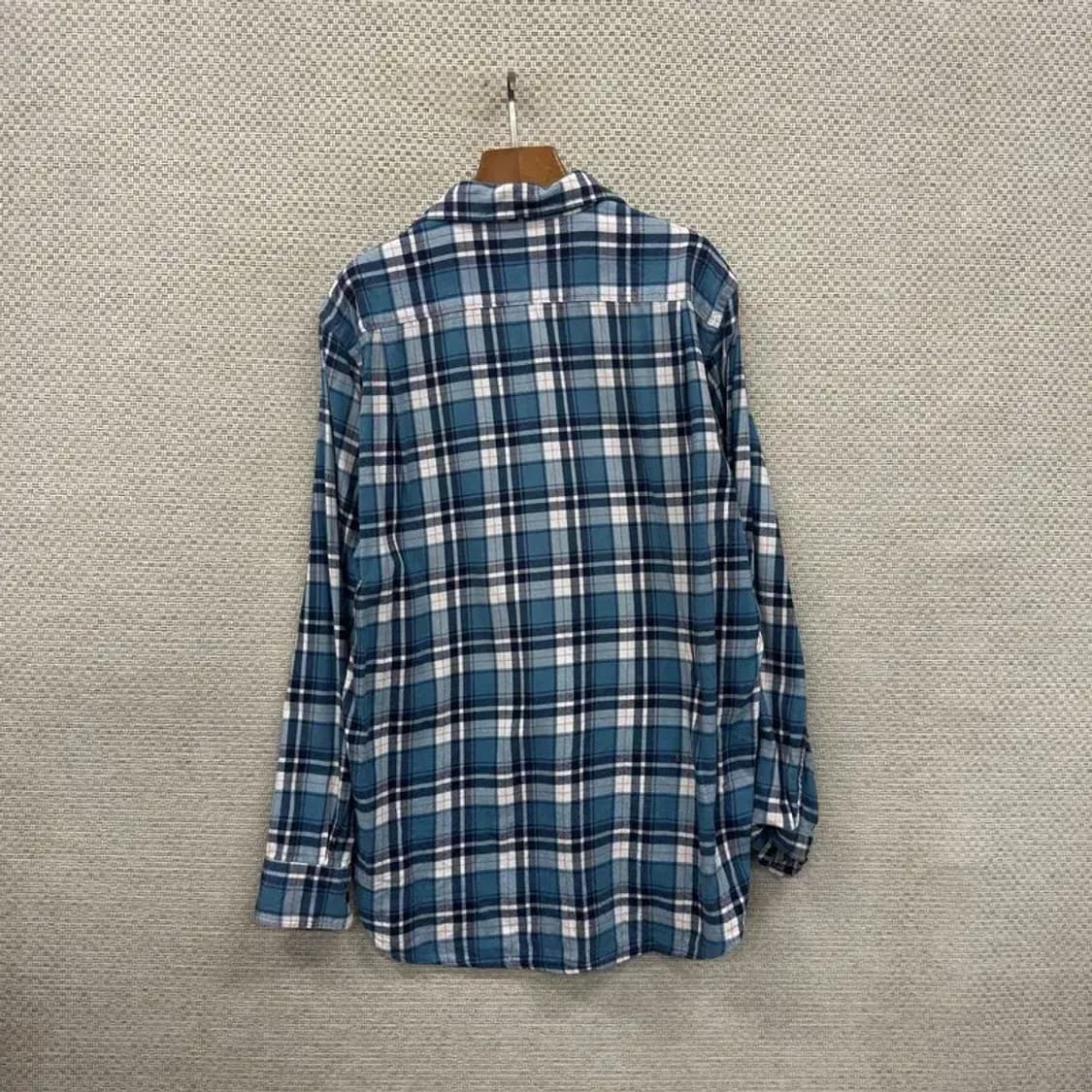 유니클로 캐주얼 포켓 체크 긴팔 셔츠 100 A00802 상품이미지2