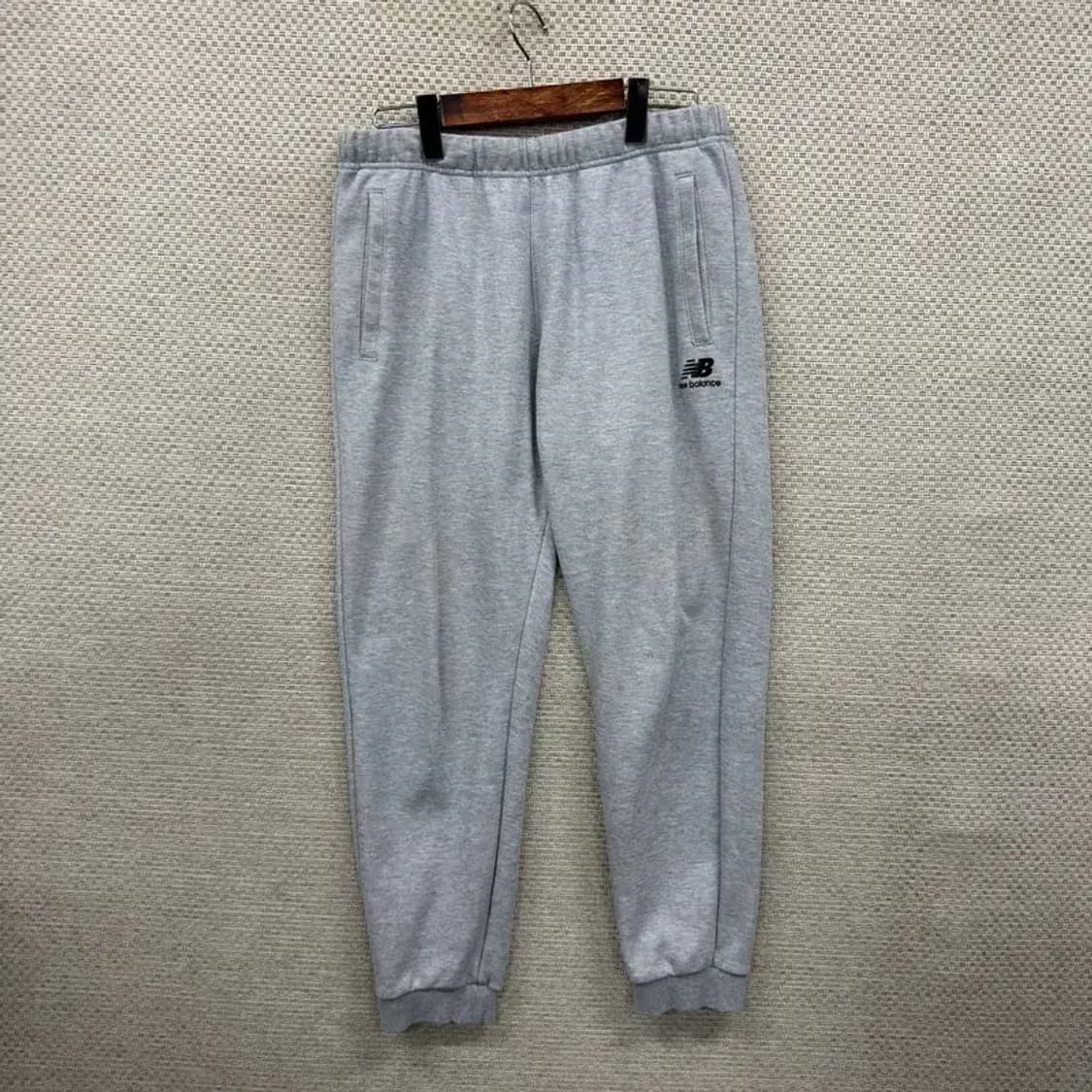 뉴발란스 자수로고 조거 밴딩 츄리닝바지 85 A00837 상품이미지1