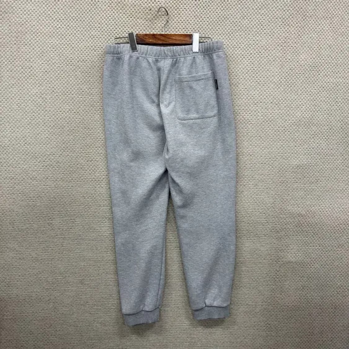 뉴발란스 자수로고 조거 밴딩 츄리닝바지 85 A00837 상품이미지2