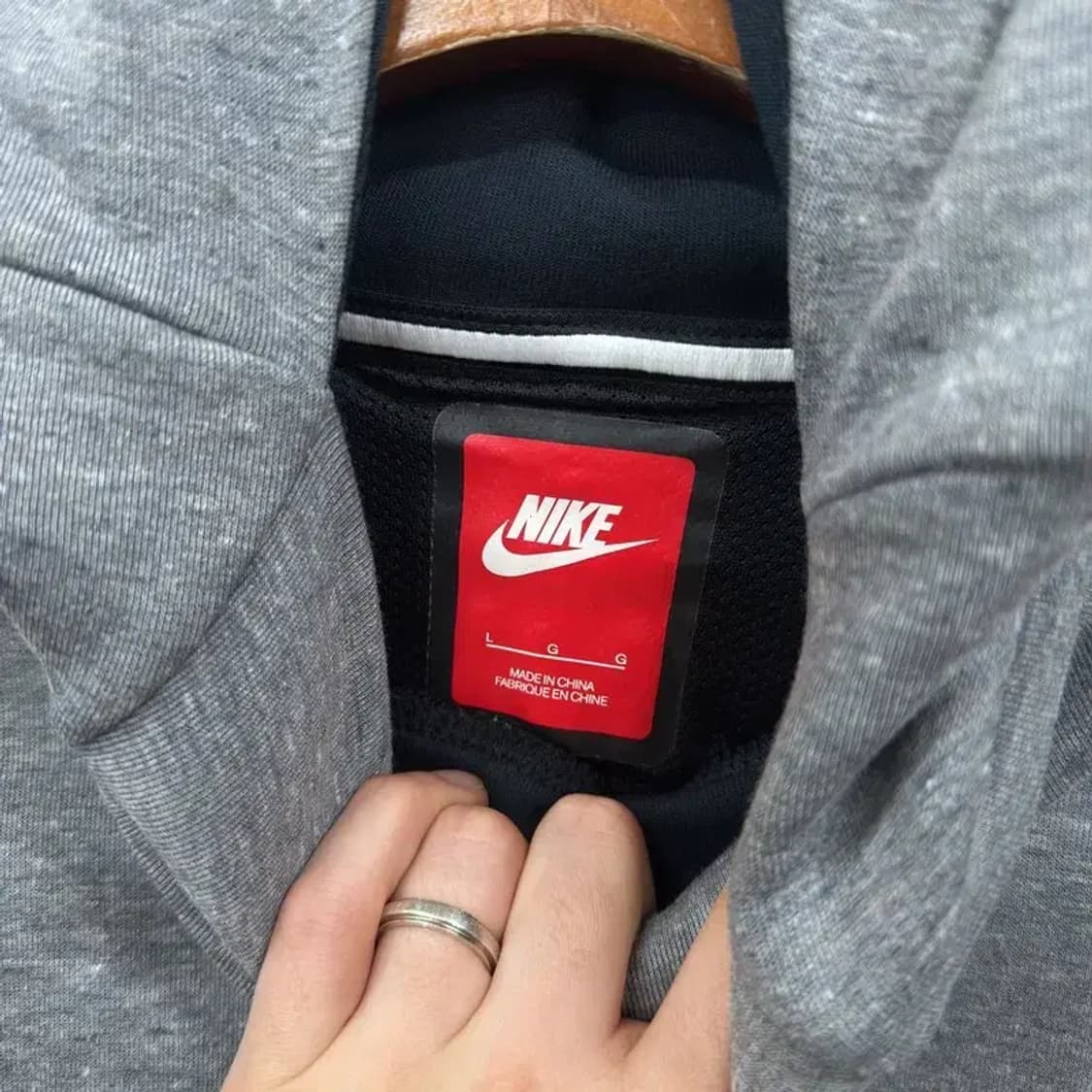 나이키 테크팩 캐주얼 터틀넥 후드티 100 A00808 상품이미지3