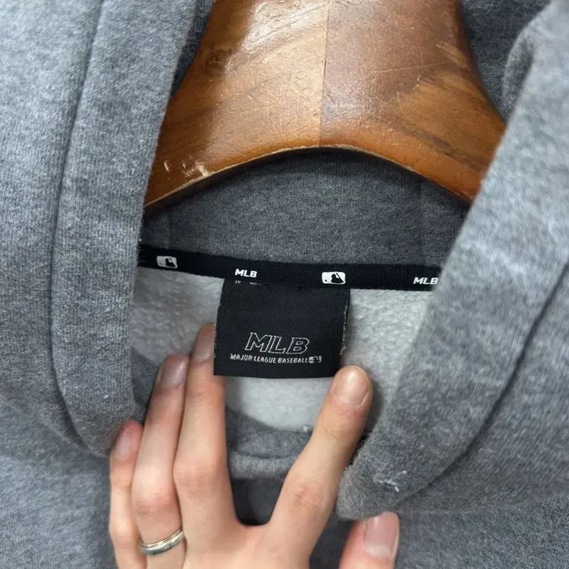 MLB 캐주얼 뉴욕양키스 자수로고 약기모 후드티 105 A00823 상품이미지4