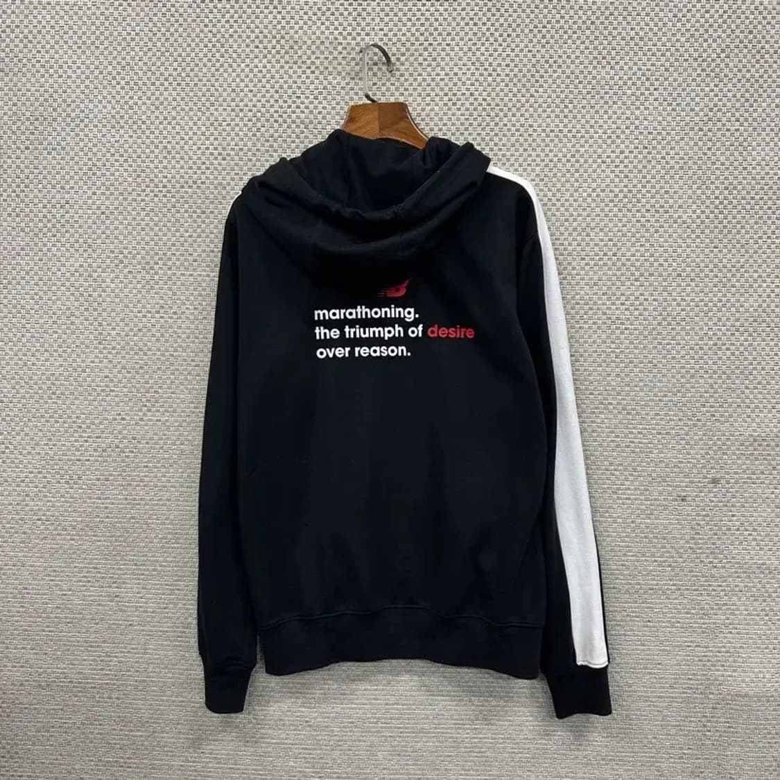 뉴발란스 캐주얼 블랙 자수 후드집업 S A01564 상품이미지2