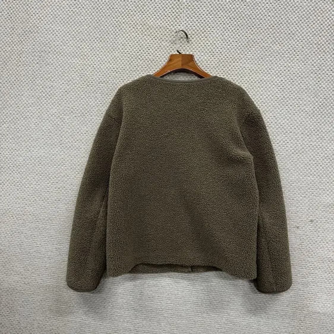 유니클로 여자 뽀글이 후리스 자켓 M A01565 상품이미지2