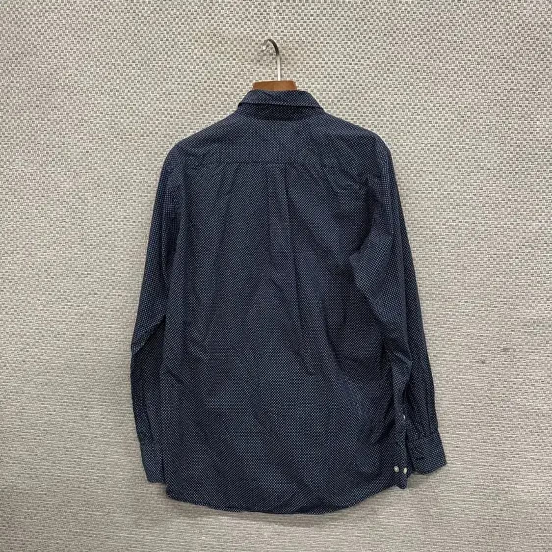 유니클로 캐주얼 도트 포켓 셔츠 M A01570 상품이미지2