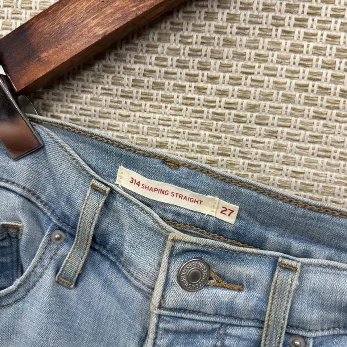 리바이스 314 스키니핏 연청 스판 청바지 27인치 A01592 상품이미지4