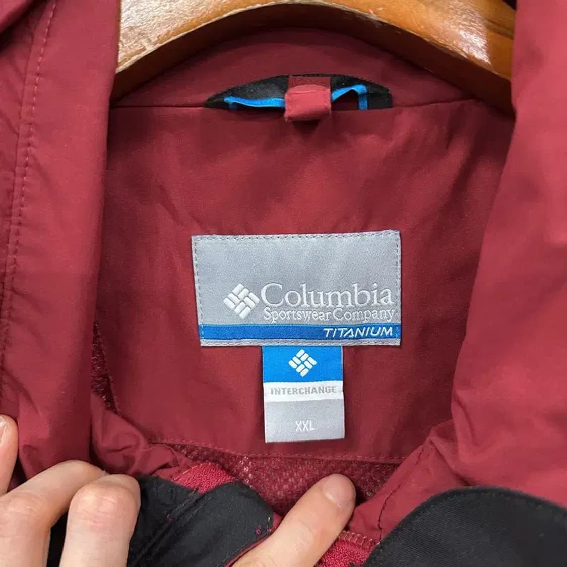 콜럼비아 아웃도어 등산 바람막이 XXL A01569 상품이미지3