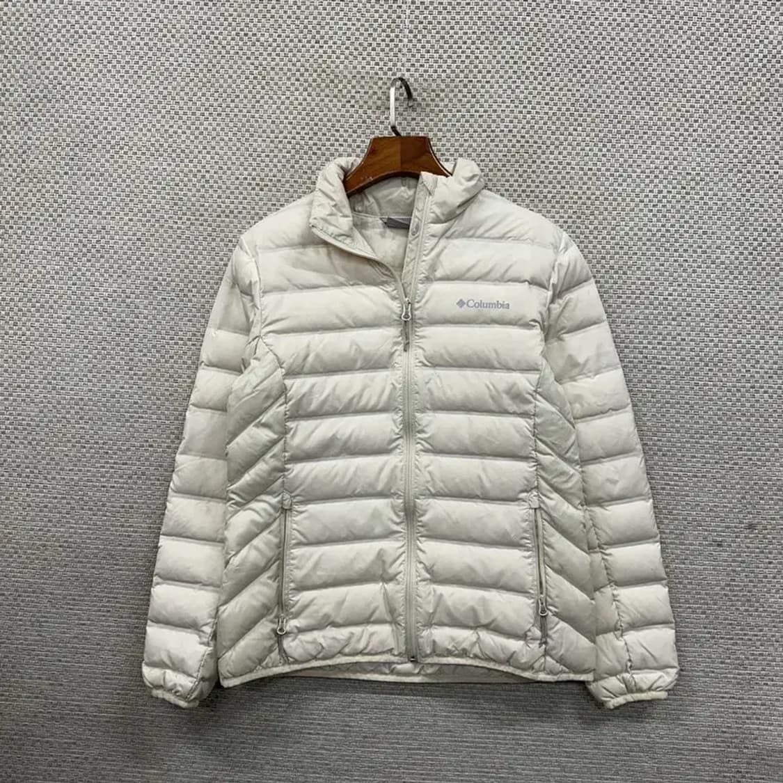 콜럼비아 아웃도어 등산 덕다운 경량 패딩 M A01576 상품이미지1