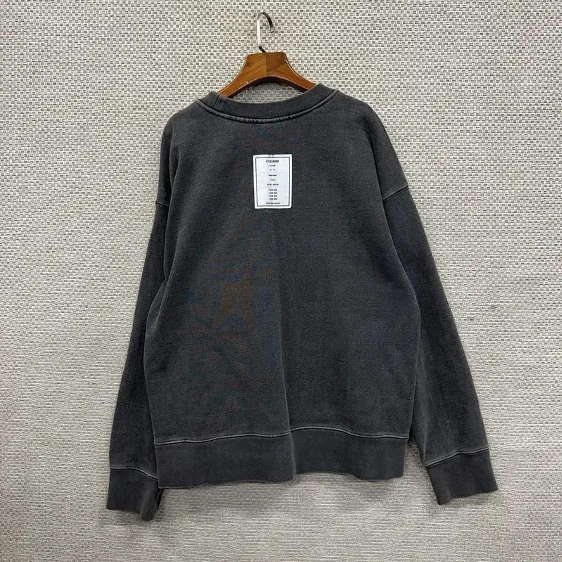 어텐션로우 피그먼트 오버핏 맨투맨 105 A01574 상품이미지2