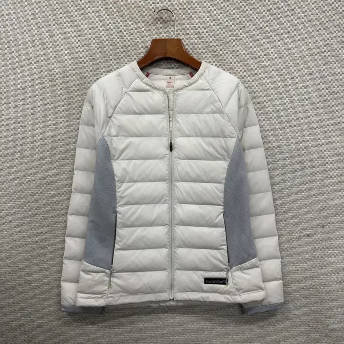 몽벨 아웃도여 여성 경량 패딩 점퍼 95 A01670 상품이미지1
