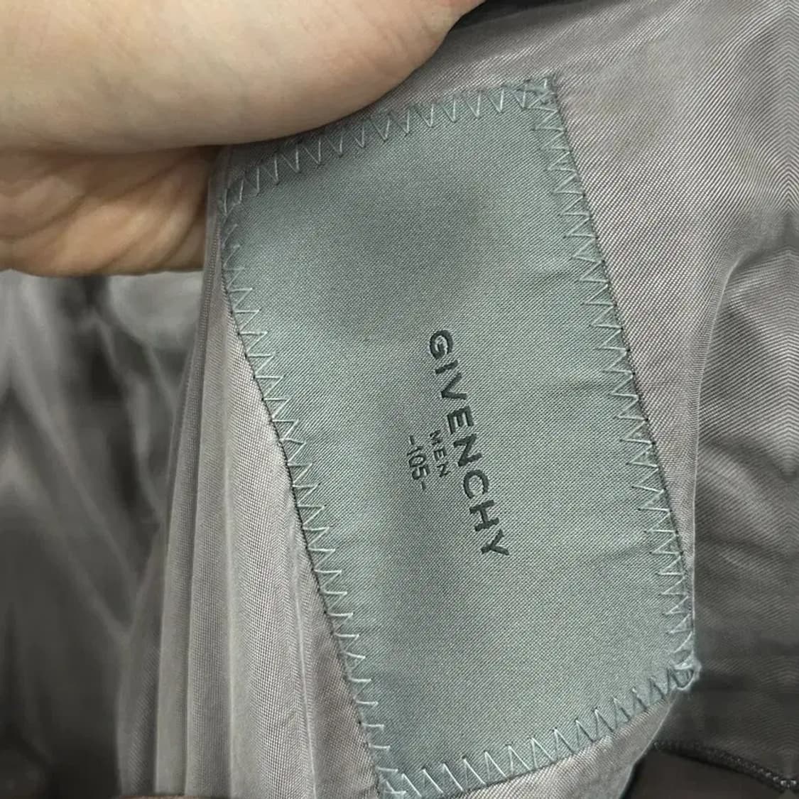 지방시 염소가죽 캐시미어 블레이저 자켓 105 A01752 상품이미지3