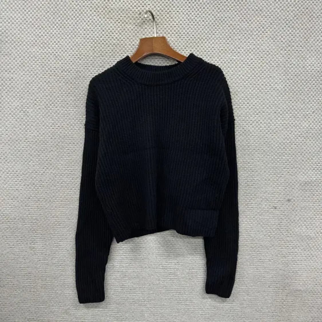 유니클로 U 르메르 크롭 울 니트 스웨터 S A01808 상품이미지1