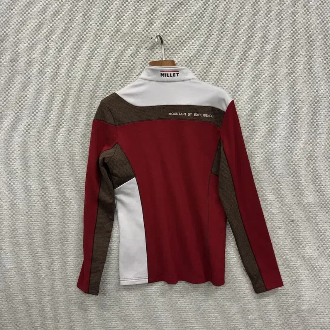 밀레 아웃도어 자수로고 약기모 반집업 긴팔티 95 A01887 상품이미지2