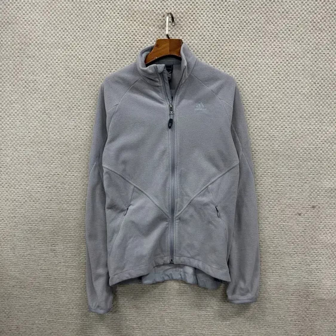 아디다스 캐주얼 자수로고 플리스 후리스 집업 90 A01900 상품이미지1