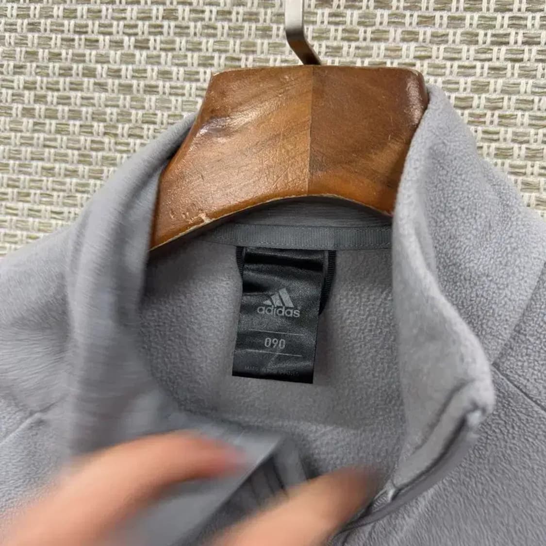 아디다스 캐주얼 자수로고 플리스 후리스 집업 90 A01900 상품이미지3