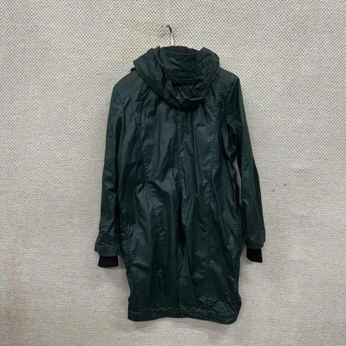 캘빈클라인 캐주얼 코팅 유광 오버핏 롱 바람막이 자켓 S A01907 상품이미지2