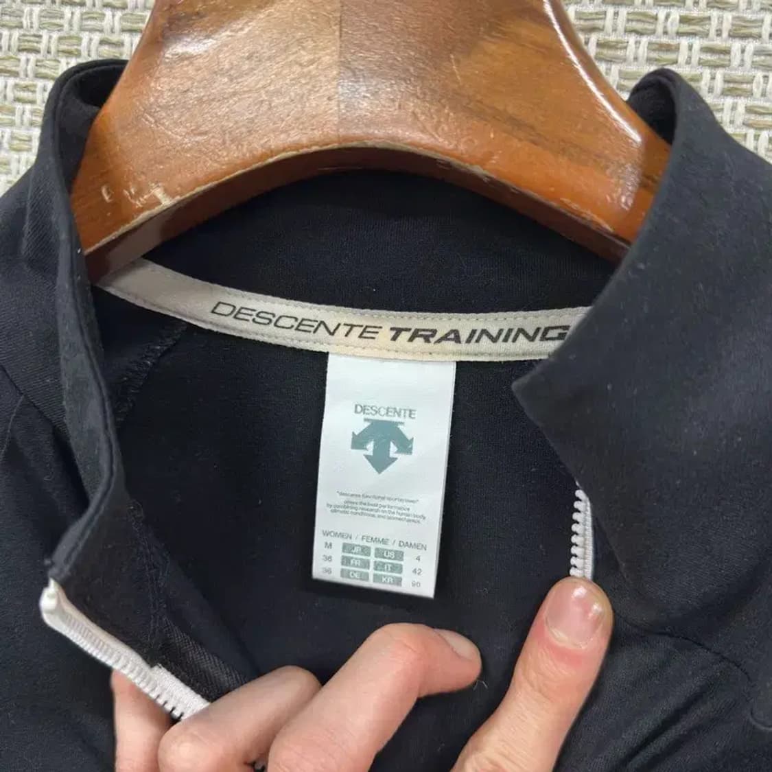 데상트 캐주얼 프린팅로고 트랙탑 져지 집업 90 A01974 상품이미지3