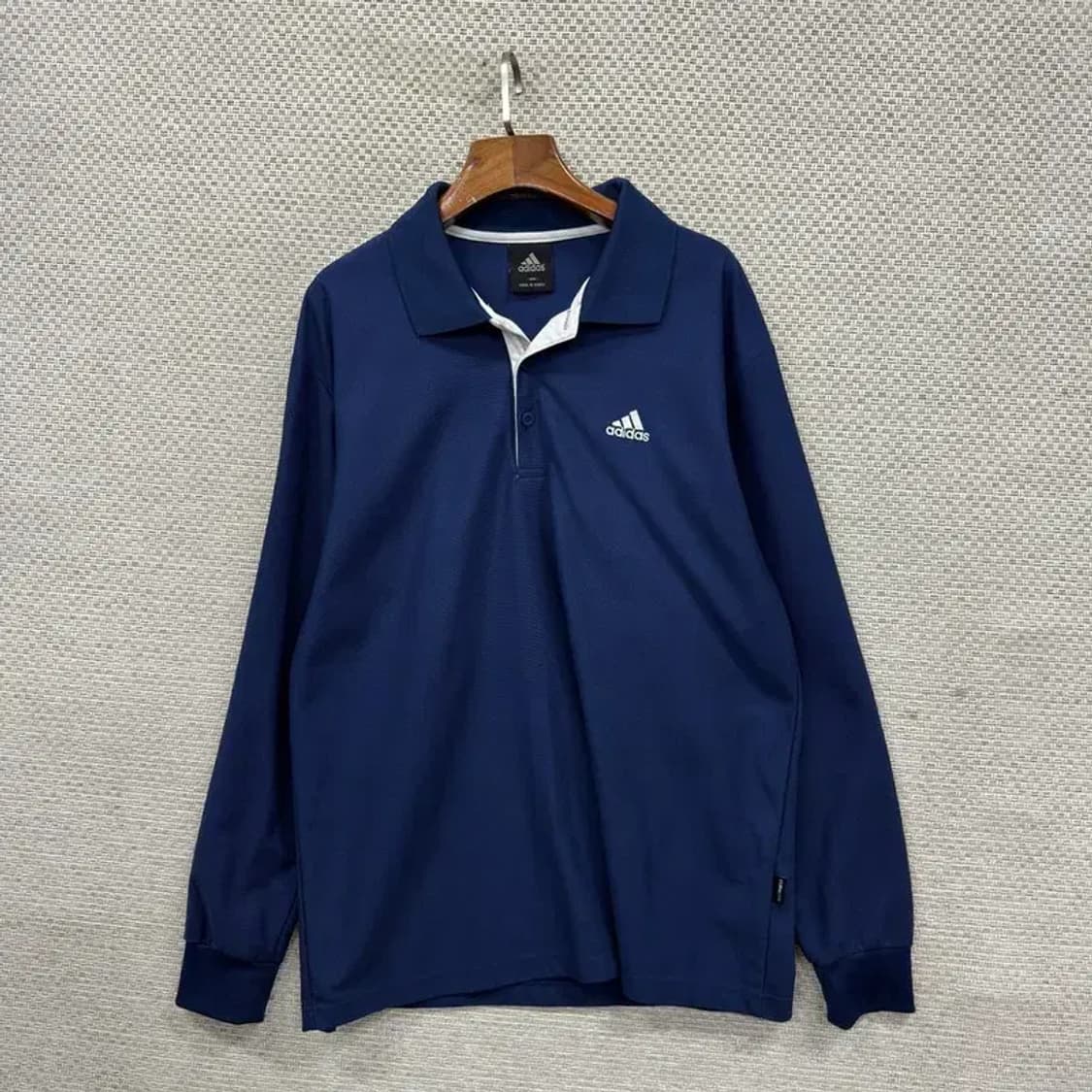 아디다스 캐주얼 자수로고 긴팔카라티 105 A01978 상품이미지1