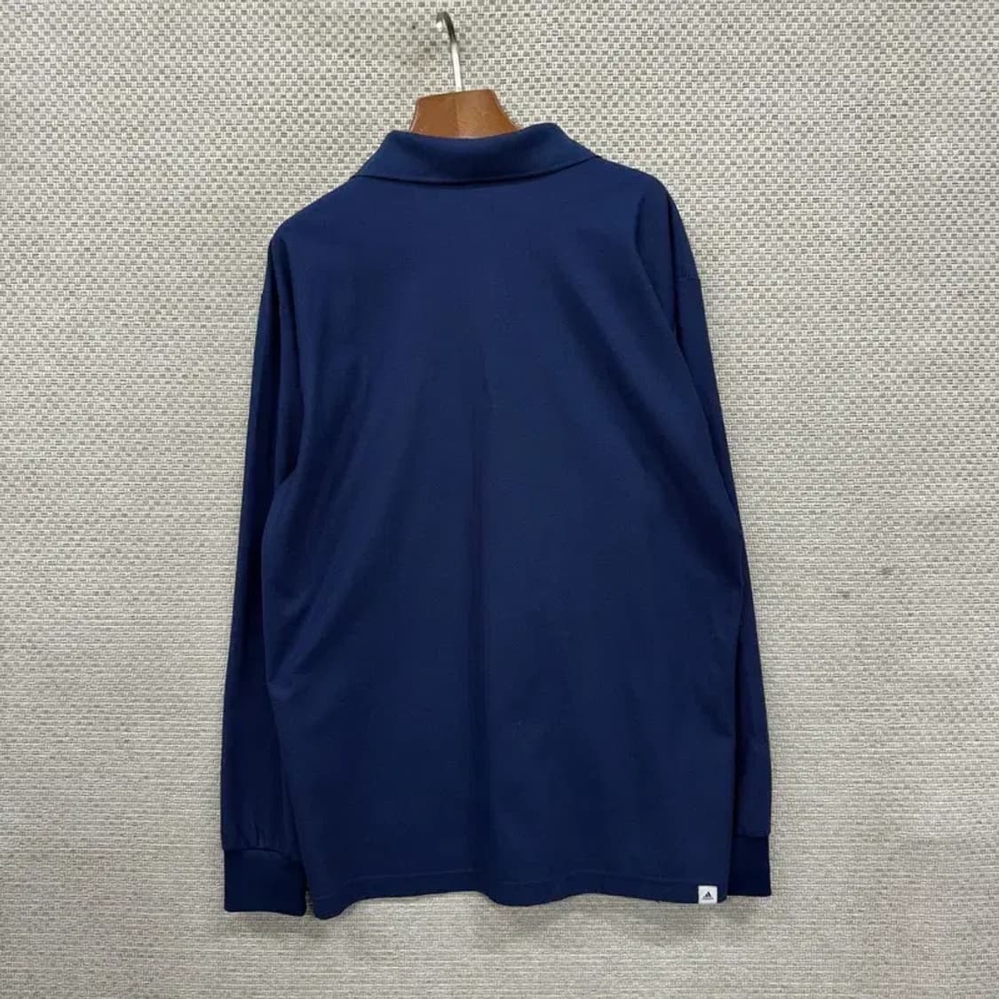 아디다스 캐주얼 자수로고 긴팔카라티 105 A01978 상품이미지2